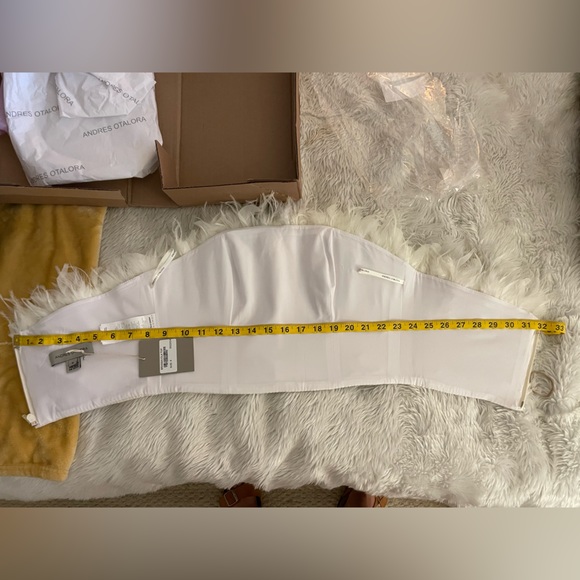 NWT 30% Off-Andres Otalora Brassavola Feather-Embellished Silk-Organza Top -US 6 - Picture 12 of 14